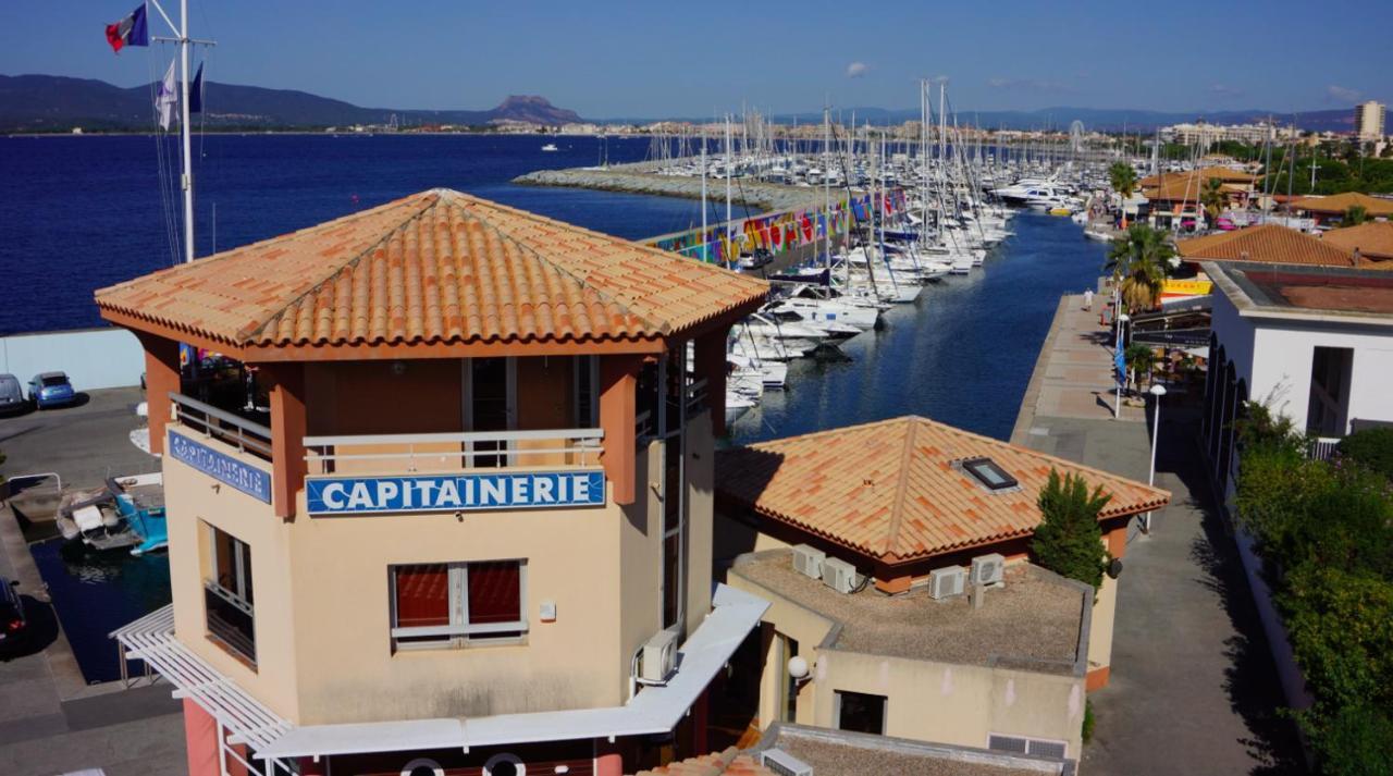 Grand F2 Quartier Les Plaines, Boulouris Proche Mer Et Port Santa-Lucia Saint-Raphael  Exterior photo